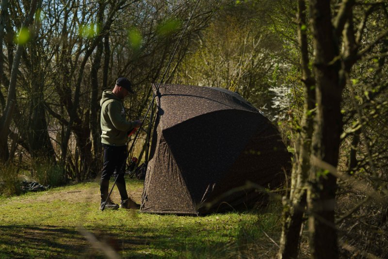 Přístřešek Solar Undercover Brolly System