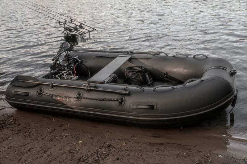 Barca Raptor 200 X Treme Carbon Negro