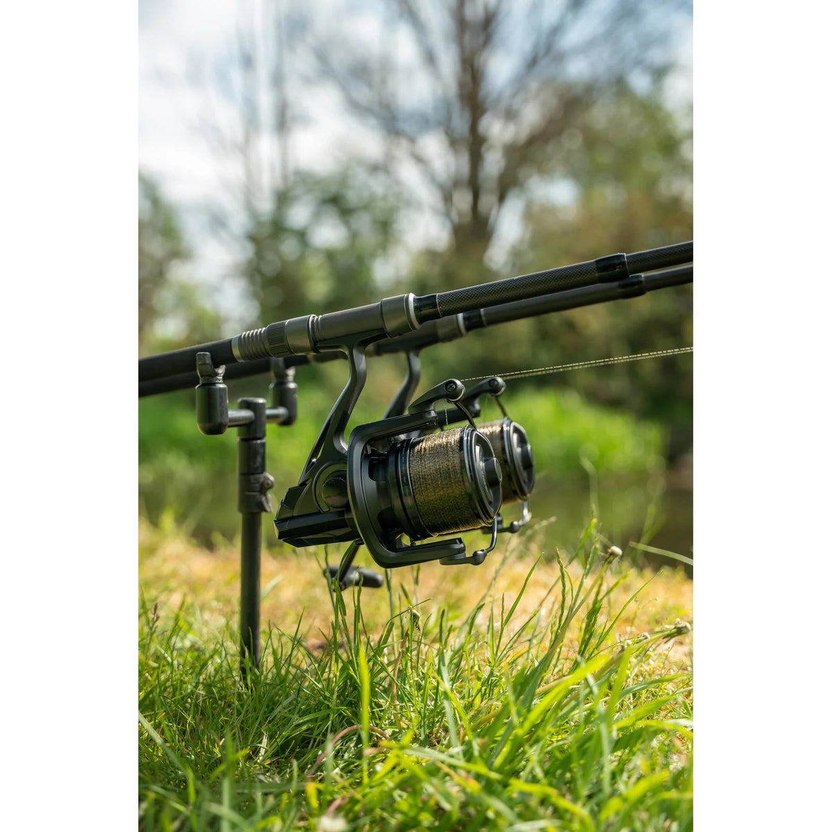 Carrete Avid Carp Ex-Cast 10000
