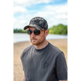 Gorra Avid Carp Distortion Dark Camo