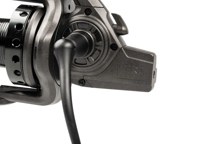 Naviják Nash LRX 8000