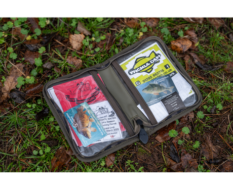 Peněženka s licencí Avid Carp RVS