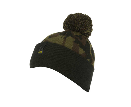 Gorro Avid Carp Camo y Negro con bola - Tienda Carpfishing