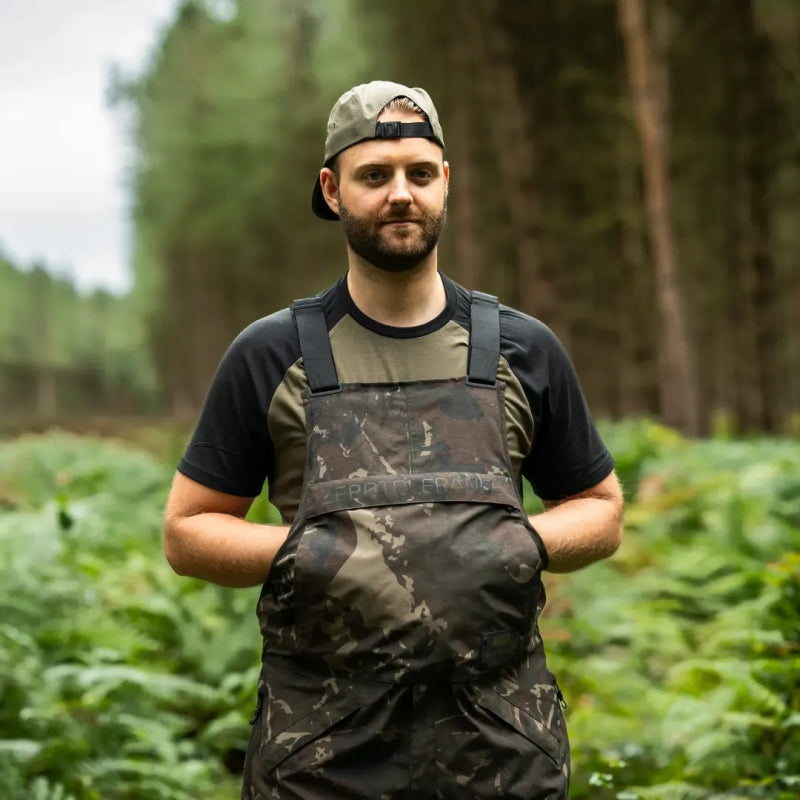 Nepromokavé kombinézy Bib Nash ZT Helluva Camo