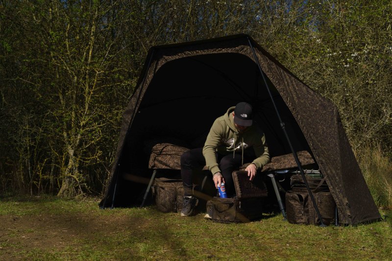 Přístřešek Solar Undercover Brolly System