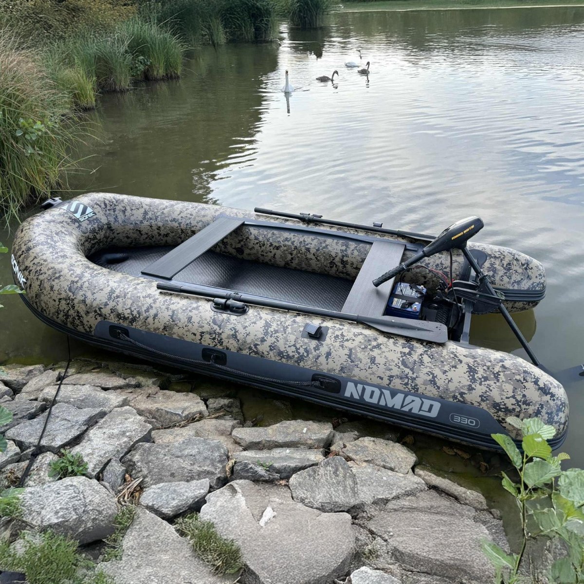 Barca Sonik Nomad 330 - Tienda Carpfishing