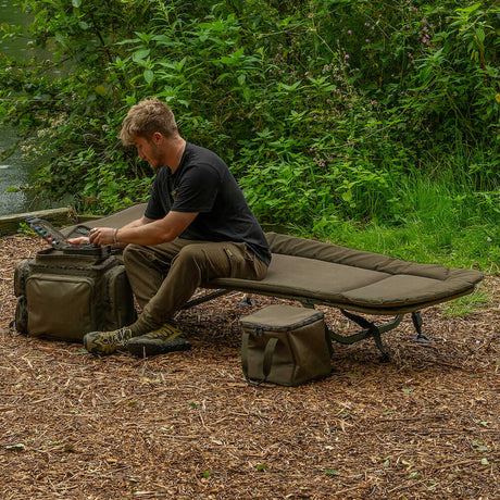 Bed Chair Avid Carp X Revolve 8 patas - Tienda Carpfishing
