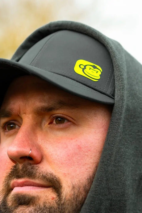 Gorra Ridge Monkey Apearel SportFlex Baseball Gris - Tienda Carpfishing