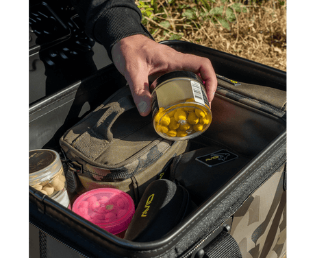 Macuto Avid Carp Stormshield EVA Camo 30 L - Tienda Carpfishing