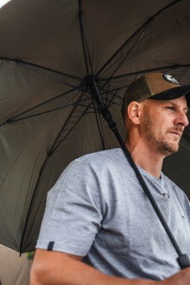 Paraguas Korda Compac Dark Kamo 140 cm - Tienda Carpfishing