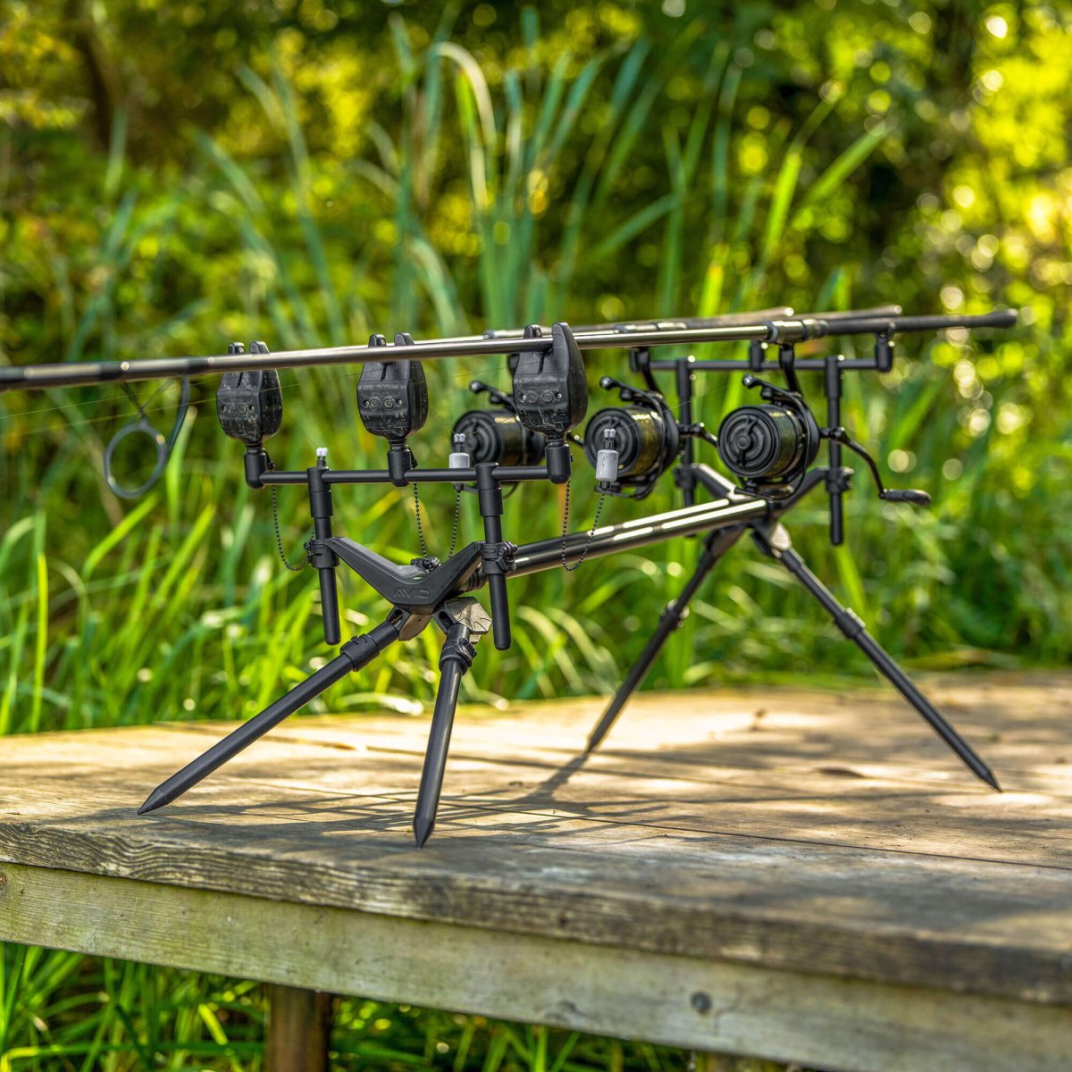 Trípode Avid Carp Revolve 2 - 3 cañas - Tienda Carpfishing