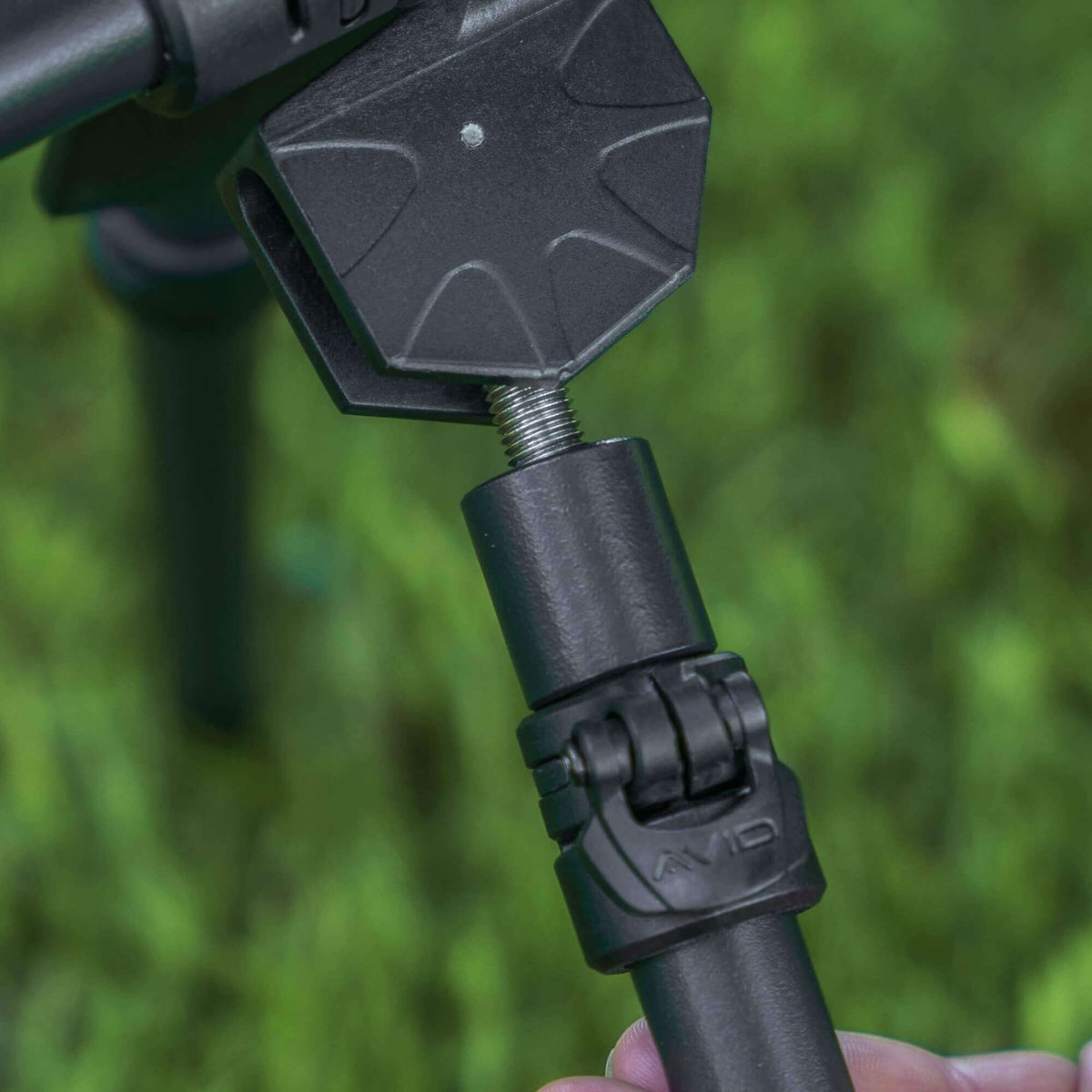 Trípode Avid Carp Revolve 2 - 3 cañas - Tienda Carpfishing