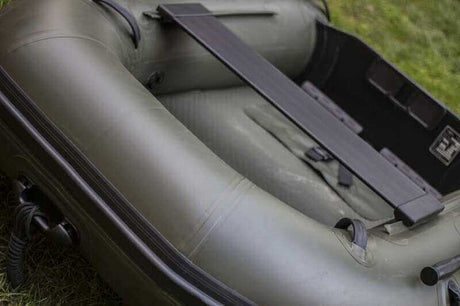 Barca Raptor 200 Fast Verde con suelo de aluminio - Tienda Carpfishing