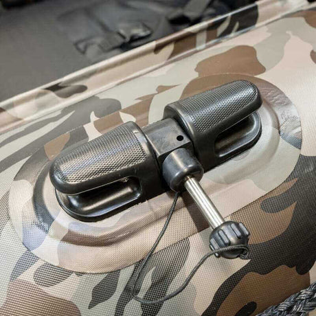 Barca Raptor 200 X - Wide Camo con suelo de aluminio - Tienda Carpfishing