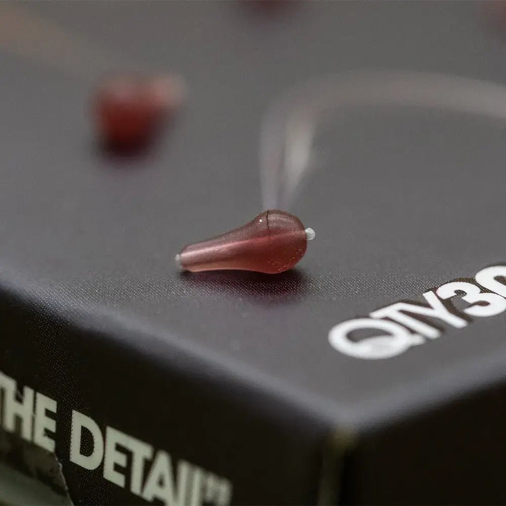 Hook Bead OMC Dazzlers Worm Brown Distance S - Tienda Carpfishing